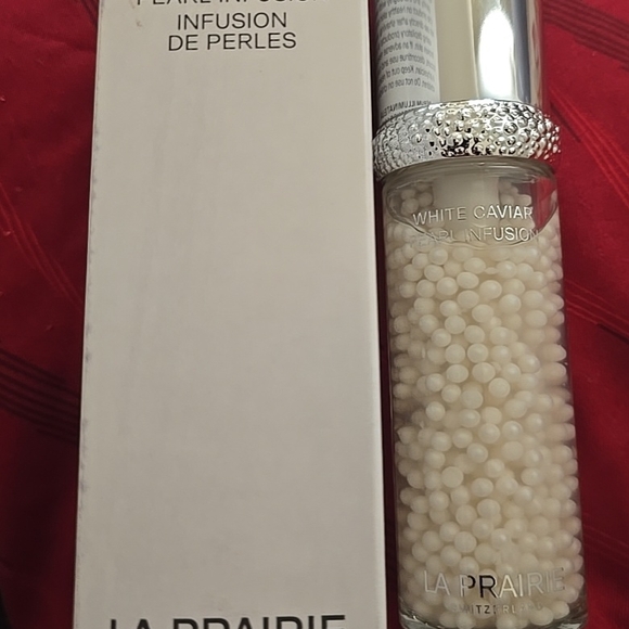 La Prairie White and Silver Radiant Serum